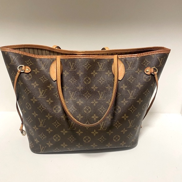 Sold neverfull MM with organizer insert - Picture 3 of 10